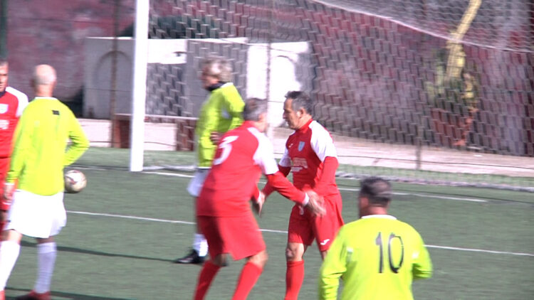 Napoli League 55. Salzano ne fa nove! Le big non sbagliano. Primi squilli Flc Vesux Concept Food e Barrio Flegreo