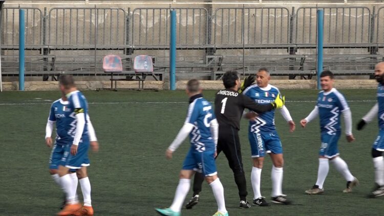 Napoli League 50. Techmade inarrestabile, FMF Netienne rullo compressore! La Freelander Viaggi frena la Gr Team Biores, Lupone trascina l’Old Boys Bava