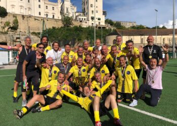 Capolavoro Cicciotto Marechiaro, lo scudetto del 50 ha una dedica speciale. Capitan Belardo: “Questa vittoria è tutta per Gennaro Rocchino”