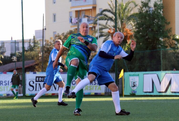 Intersociale Master. Zoomiguana, il bottino è sempre più… Pingue! RDS Portici: c’è Zannotti, la macchina è calda! Salzano forza sei, Partenope “democratica”. La FLC Gesin Piscopo riemerge dal… Pantano